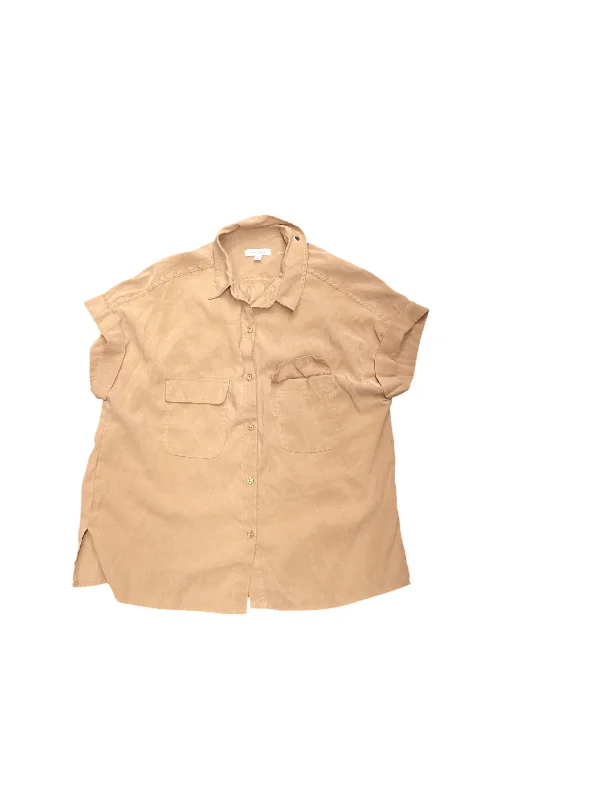 Top Short Sleeve By Max Studio In Tan, Size: L