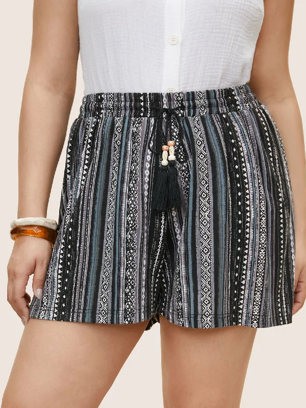 Bandana Elastic Waist Drawstring Tassel Trim Shorts